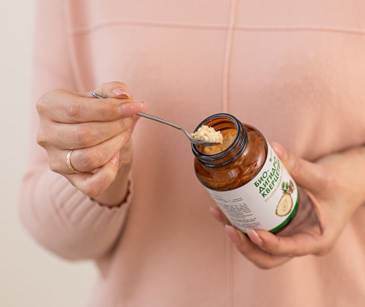 Dihydroquercetin va nam chaga cua NGA cham qua trinh lao hoa, chong oxy hoa manh bot thong do
